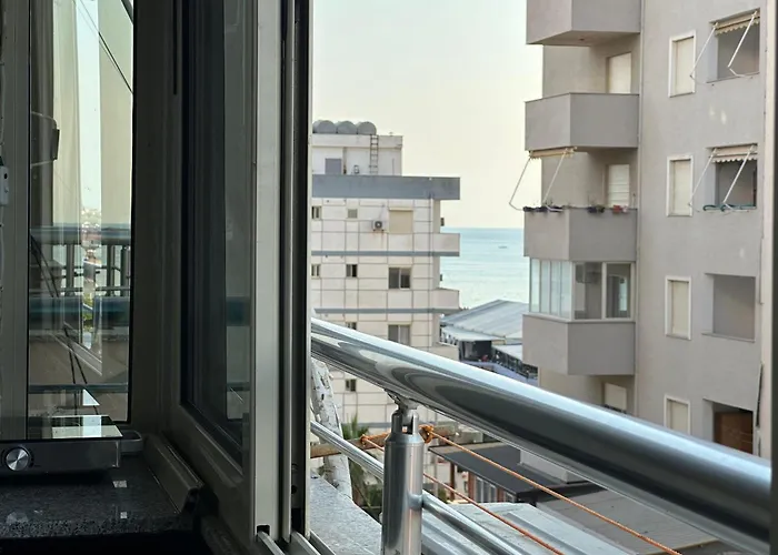 Azalea Apartment Durrës